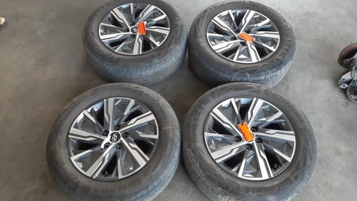 Set of wheels + tyres Hyundai Tucson