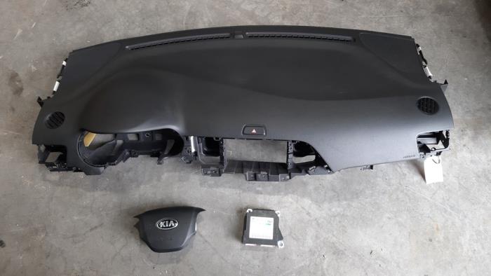 Airbag set + dashboard Kia Picanto