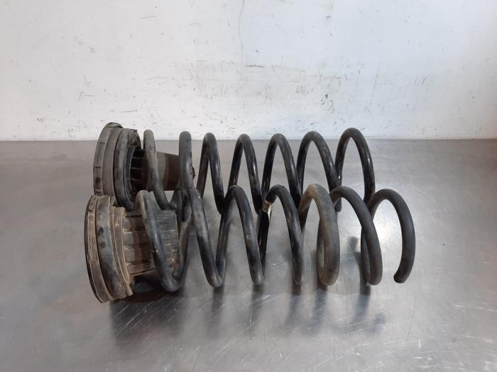 Rear coil spring Opel Combo