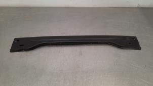 Gebruikte Steun (diversen) Jaguar E-Pace 2.0 D 150 16V Prijs € 36,30 Inclusief btw aangeboden door Autohandel Didier