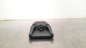 Gebruikte Camera voorzijde Kia Stonic (YB) 1.6 CRDi VGT 16V Prijs € 665,50 Inclusief btw aangeboden door Autohandel Didier