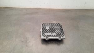 Gebruikte Module LED koplamp Landrover Defender II 110 3.0 D200 MHEV Prijs € 133,10 Inclusief btw aangeboden door Autohandel Didier