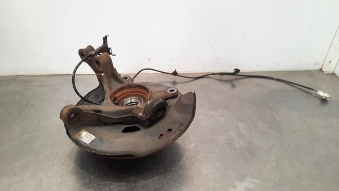 Fusee links-voor Toyota Yaris