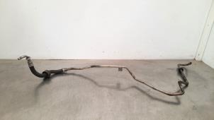 Gebruikte Oliedruk Leiding Mercedes C (W205) C-200d 2.2 16V Prijs € 42,35 Inclusief btw aangeboden door Autohandel Didier