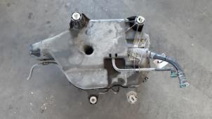 Gebruikte Adblue tank Ford Transit Custom 2.0 TDCi 16V Eco Blue 130 Prijs € 266,20 Inclusief btw aangeboden door Autohandel Didier