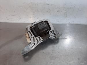 Gebruikte Motorrubber Ford Kuga II (DM2) 1.6 EcoBoost 16V Prijs € 54,45 Inclusief btw aangeboden door Autohandel Didier