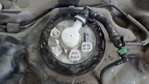 Gebruikte Tank element Pomp Toyota RAV4 (A5) 2.5 Hybrid 16V Prijs € 133,10 Inclusief btw aangeboden door Autohandel Didier