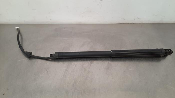 Hayon moteur Toyota Rav-4