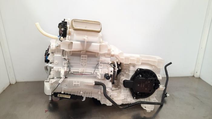 Boîtier chauffage Toyota Rav-4