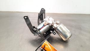 Gebruikte Rembol Toyota RAV4 (A5) 2.5 Hybrid 16V Prijs € 199,65 Inclusief btw aangeboden door Autohandel Didier