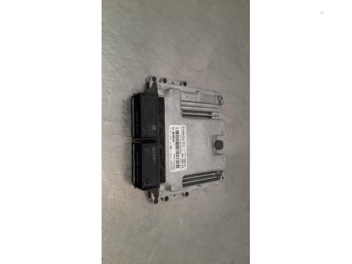 Ordinateur gestion moteur Ford Transit Courier