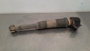 Gebruikte Schokdemper links-achter Landrover Discovery Sport (LC) 2.0 TD4 150 16V Prijs € 66,55 Inclusief btw aangeboden door Autohandel Didier