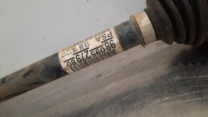 Gebruikte Cardanas rechts-voor (VWA) Peugeot 308 (L3/L8/LB/LH/LP) 1.6 BlueHDi 120 Prijs € 133,10 Inclusief btw aangeboden door Autohandel Didier