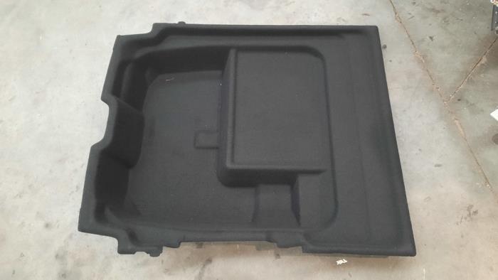 Coffre tapis Volvo V90