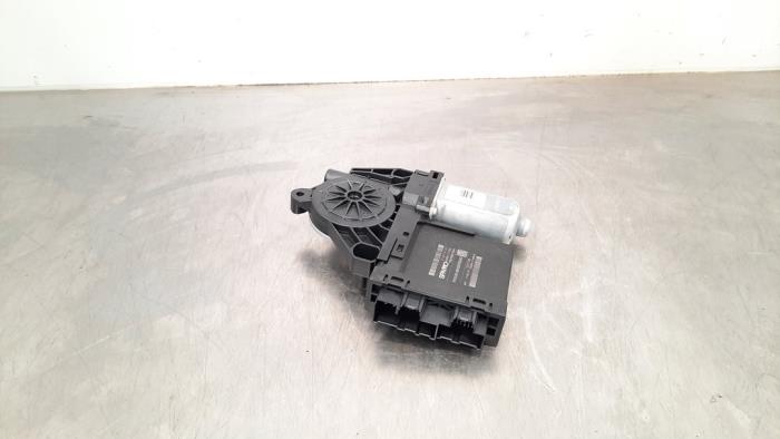 Moteur de vitre portière Volvo V90