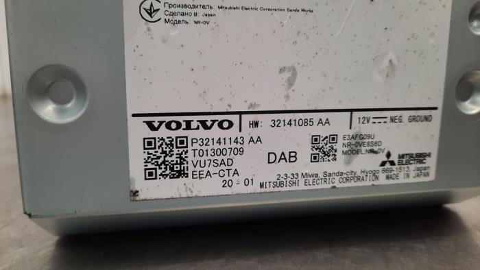 Radio module van een Volvo V90 II (PW) 2.0 D3 16V 2020