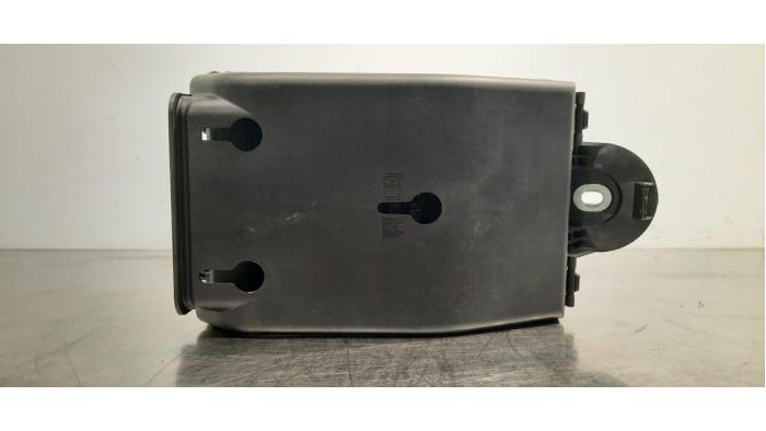 Boîte à fusibles Volvo V90