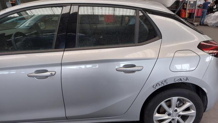 Drzwi lewe tylne wersja 4-drzwiowa Opel Corsa