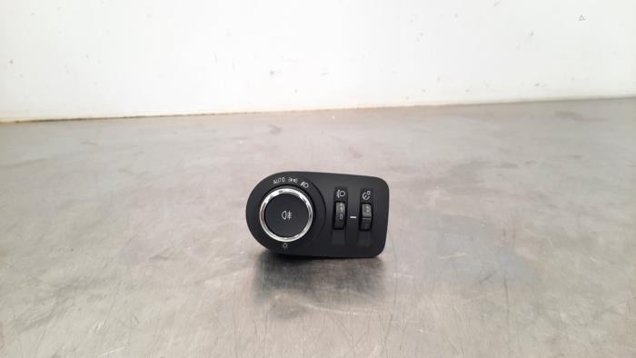 AIH headlight switch Opel Crossland X