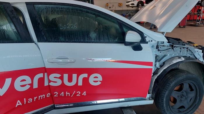 Portière 4portes avant droite Renault Clio