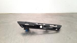 Gebruikte Schakelaar handrem DS Automobiles DS 4 1.5 Blue HDi 130 16V Prijs € 30,25 Inclusief btw aangeboden door Autohandel Didier