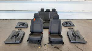 Gebruikte Bekleding Set (compleet) Volkswagen Polo VI (AW1) 1.6 TDI 16V 80 Prijs € 574,75 Inclusief btw aangeboden door Autohandel Didier