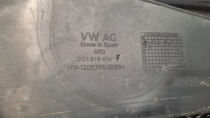 Paravent van een Volkswagen Polo VI (AW1) 1.0 MPi 12V 2019