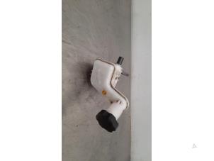 Gebruikte Hoofdremcilinder Kia Picanto (TA) 1.0 12V Prijs € 30,25 Inclusief btw aangeboden door Autohandel Didier