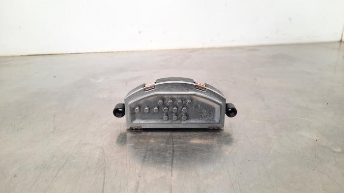 Kachel Weerstand Mercedes Vito
