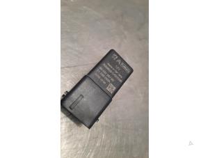 Gebruikte Voorgloei Relais DS Automobiles DS 7 Crossback 2.0 BlueHDi 180 Prijs € 18,15 Inclusief btw aangeboden door Autohandel Didier