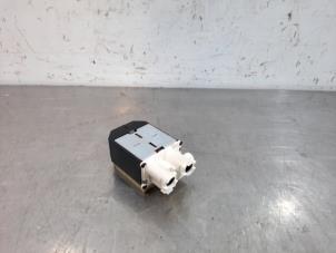 Gebruikte Module (diversen) BMW 1 serie (F21) 114i 1.6 16V Prijs € 30,25 Inclusief btw aangeboden door Autohandel Didier