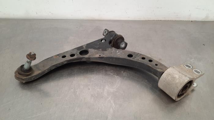 Bras de suspension avant gauche Opel Astra