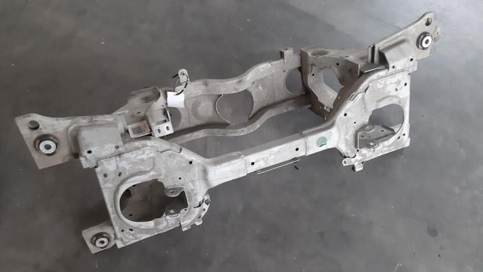 Subframe van een Citroën C5 Aircross (A4/AC/AJ/AR) 1.6 Hybrid 225 16V 2021