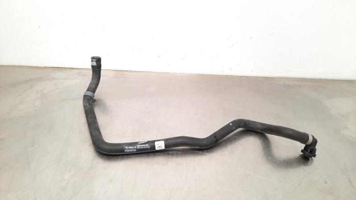 Radiator hose Audi Q5