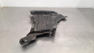 Gebruikte Bumper onderplaat Mercedes S (222.0/222.1) 3.0 S-400d 4-Matic Prijs € 84,70 Inclusief btw aangeboden door Autohandel Didier