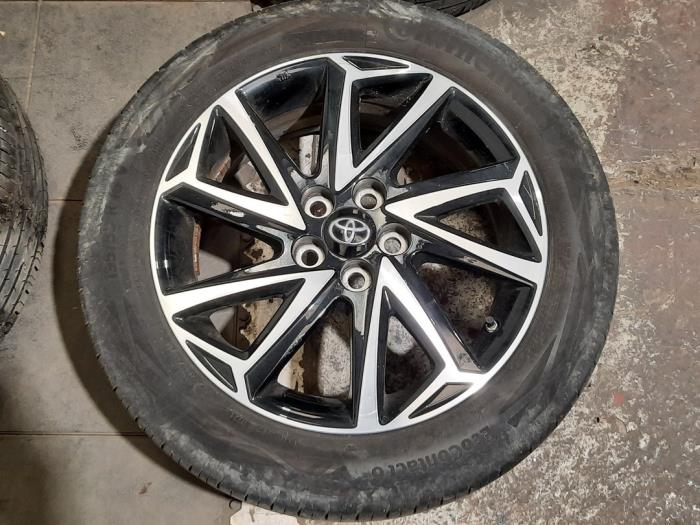 Velgen set + banden Lichtmetaal Autohandel Didier