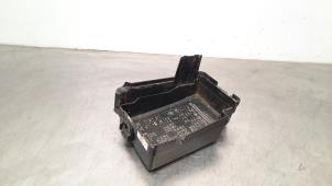 Gebruikte Afdekplaat diversen Hyundai Kona (OS) 1.0 T-GDI 12V Prijs € 18,15 Inclusief btw aangeboden door Autohandel Didier