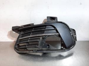 Gebruikte Afdekplaat mistlamp links Peugeot 308 (L3/L8/LB/LH/LP) 1.2 12V e-THP PureTech 130 Prijs € 48,40 Inclusief btw aangeboden door Autohandel Didier