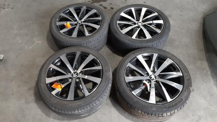 Set of wheels + tyres Peugeot 508