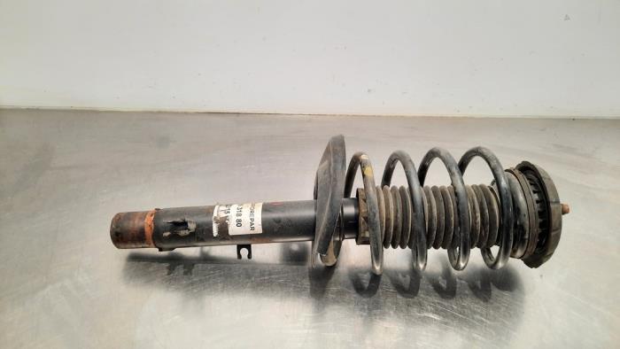 Fronts shock absorber, left Peugeot 208