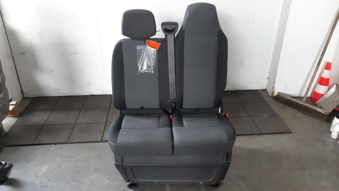 Seat, right Renault Master