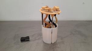 Gebruikte Tank element Pomp Renault Master III (FV) 2.3 dCi 145 16V FWD Prijs € 133,10 Inclusief btw aangeboden door Autohandel Didier