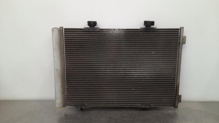 Air conditioning condenser