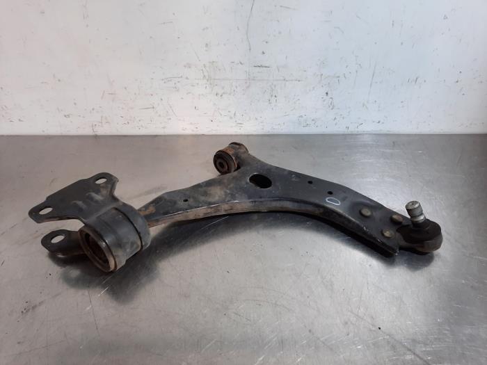 Bras de suspension avant droit Volvo V40