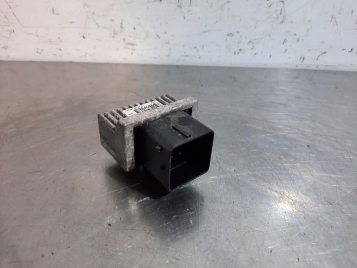 Glow plug relay Renault Scenic