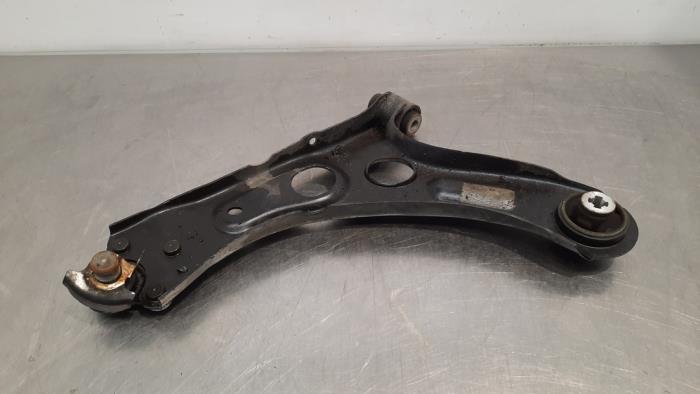 Front wishbone, left Peugeot 208