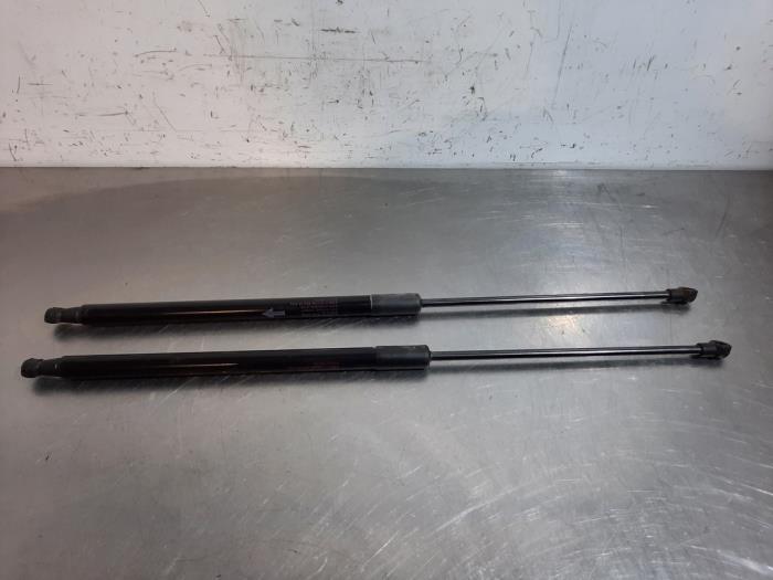 Set of gas struts for boot Toyota Aygo