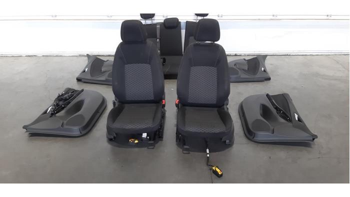 Bekleding Set (compleet) Opel Astra Bekleding Set (compleet) Opel Astra