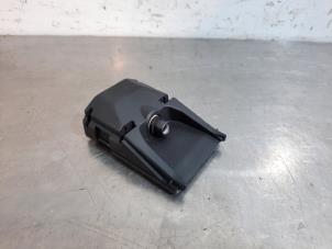 Gebruikte Camera voorzijde Kia Stonic (YB) 1.0i T-GDi 12V Prijs € 665,50 Inclusief btw aangeboden door Autohandel Didier