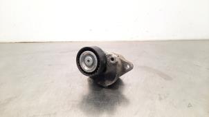 Gebruikte Spanrol Multiriem Opel Vivaro 2.0 Diesel 145 Prijs € 24,20 Inclusief btw aangeboden door Autohandel Didier